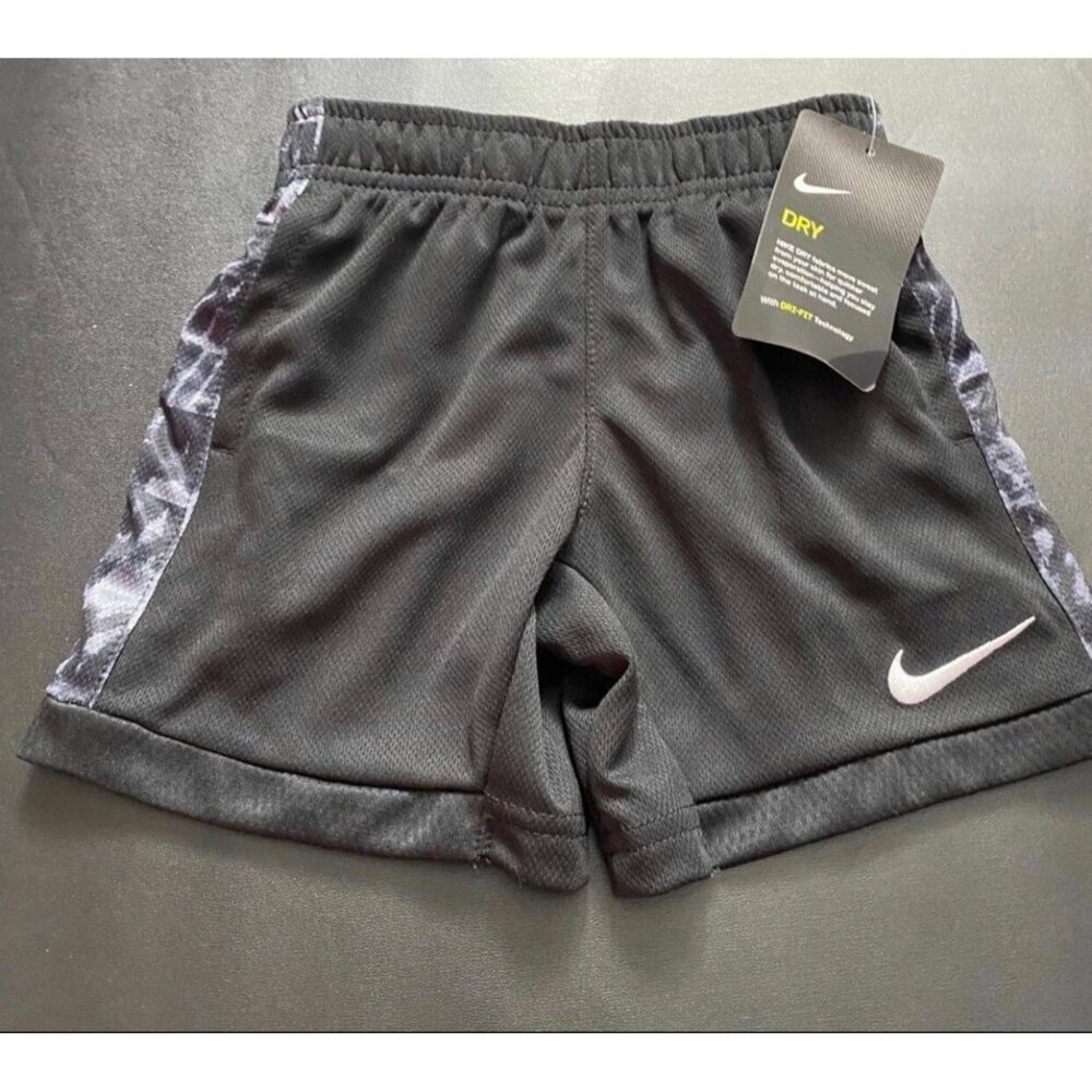 NWT Nike Athletic Set Boys Size 3T - Picture 2 of 3